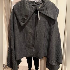 Le Moda Gray Pleated Cape Shawl One Size